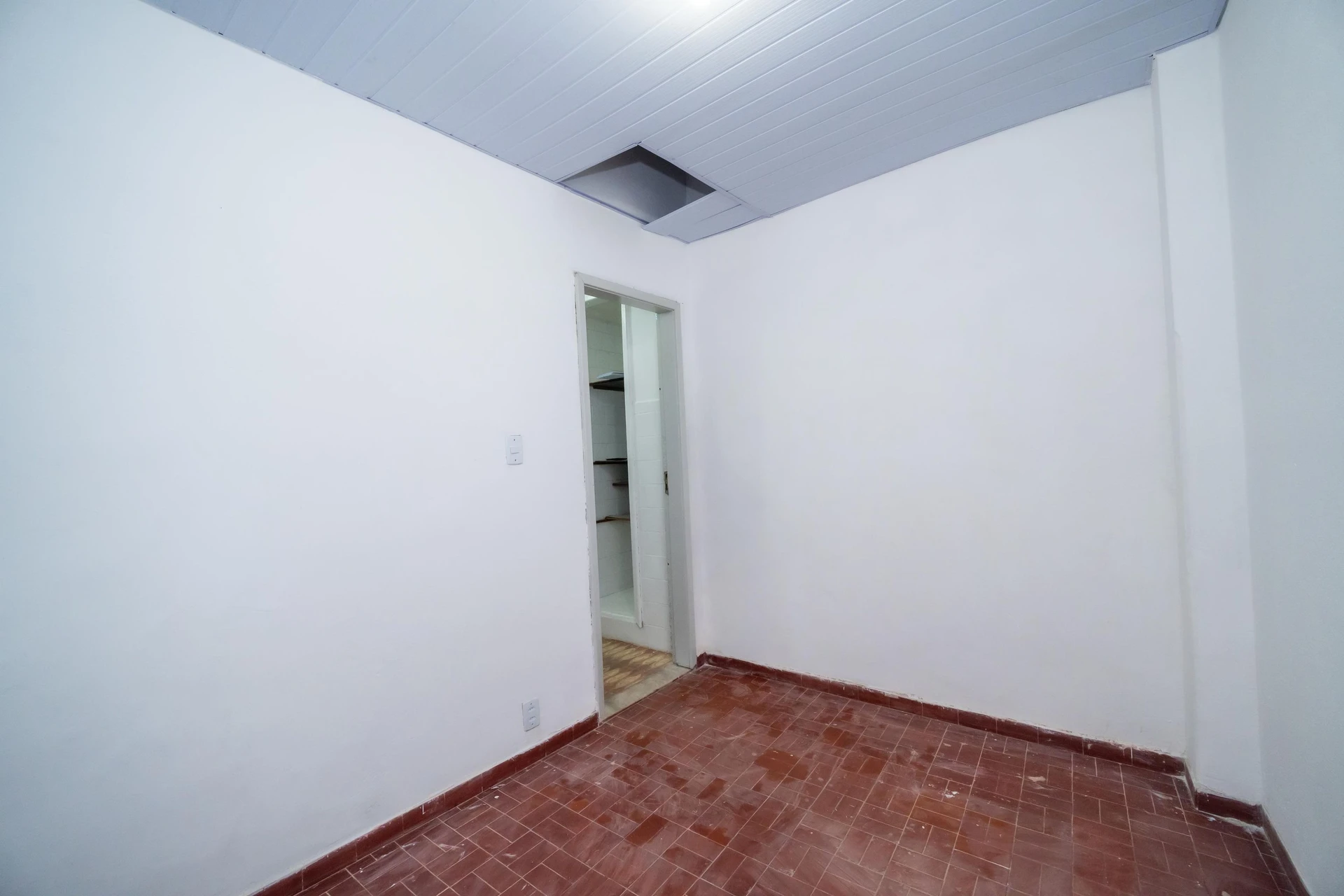 2-bedroom house with a garden — photo 35