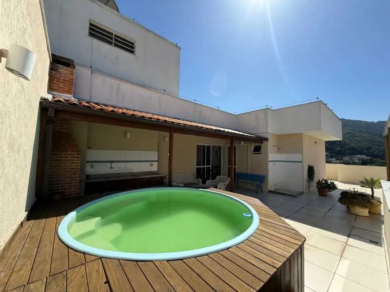 Furnished apartment with 3 bedrooms and 4 bathrooms — photo 3