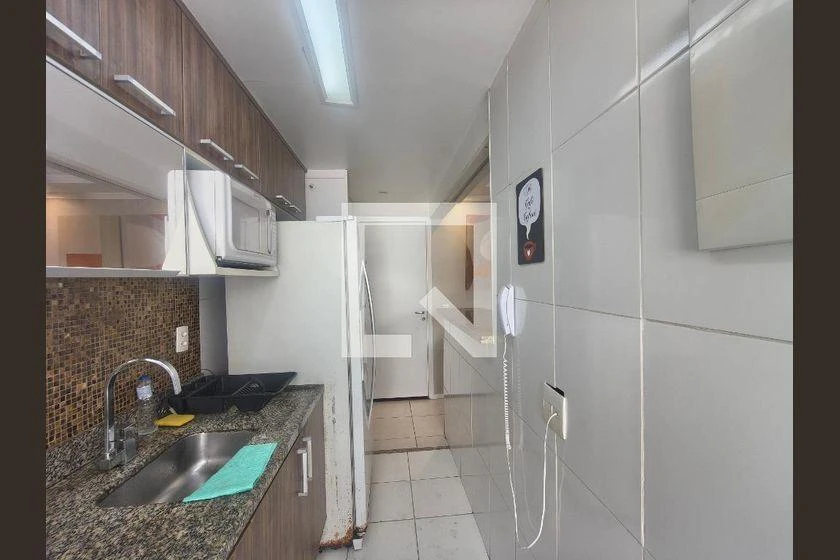 2-bedroom apartment with a home office — photo 34