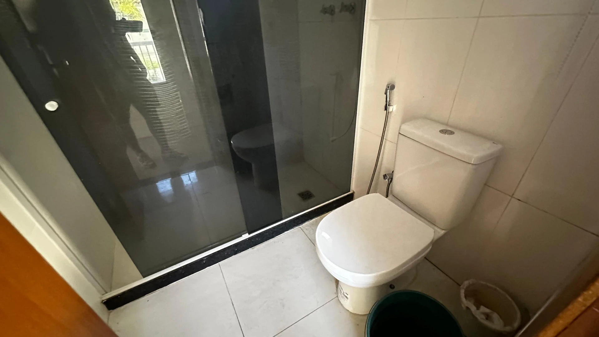 Casa com 4 quartos e 3 suítes, 2 vagas de garagem — photo 50