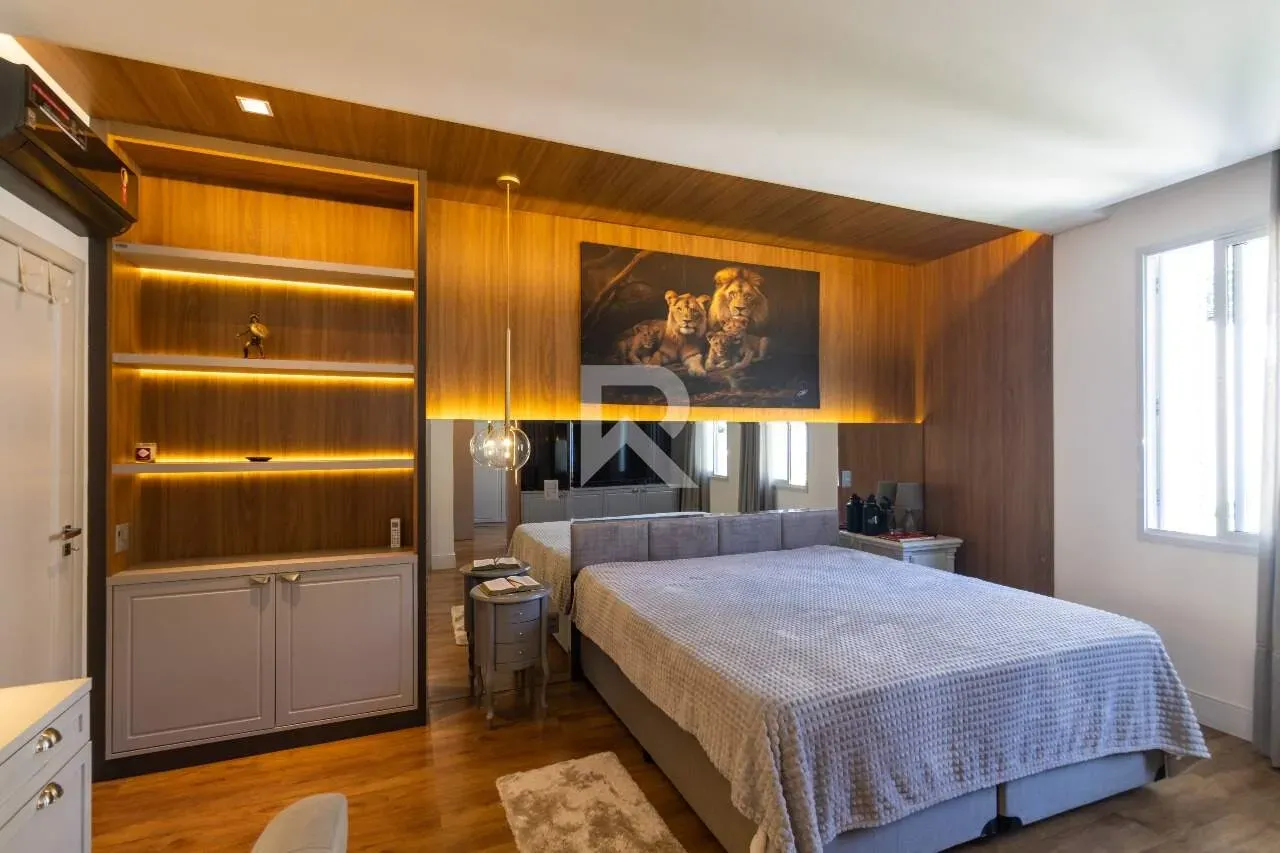House with 4 en-suite bedrooms and private BBQ — photo 21