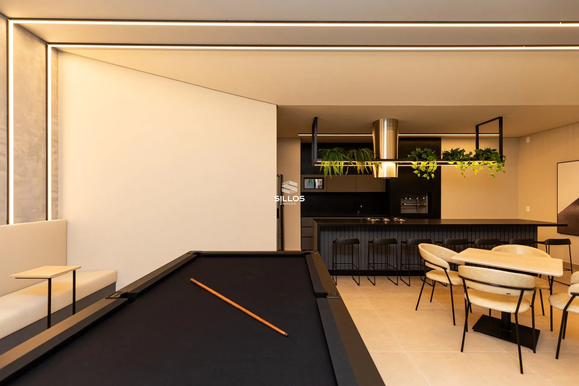 Apartment on the 5th floor with a grill on the balcony — photo 25