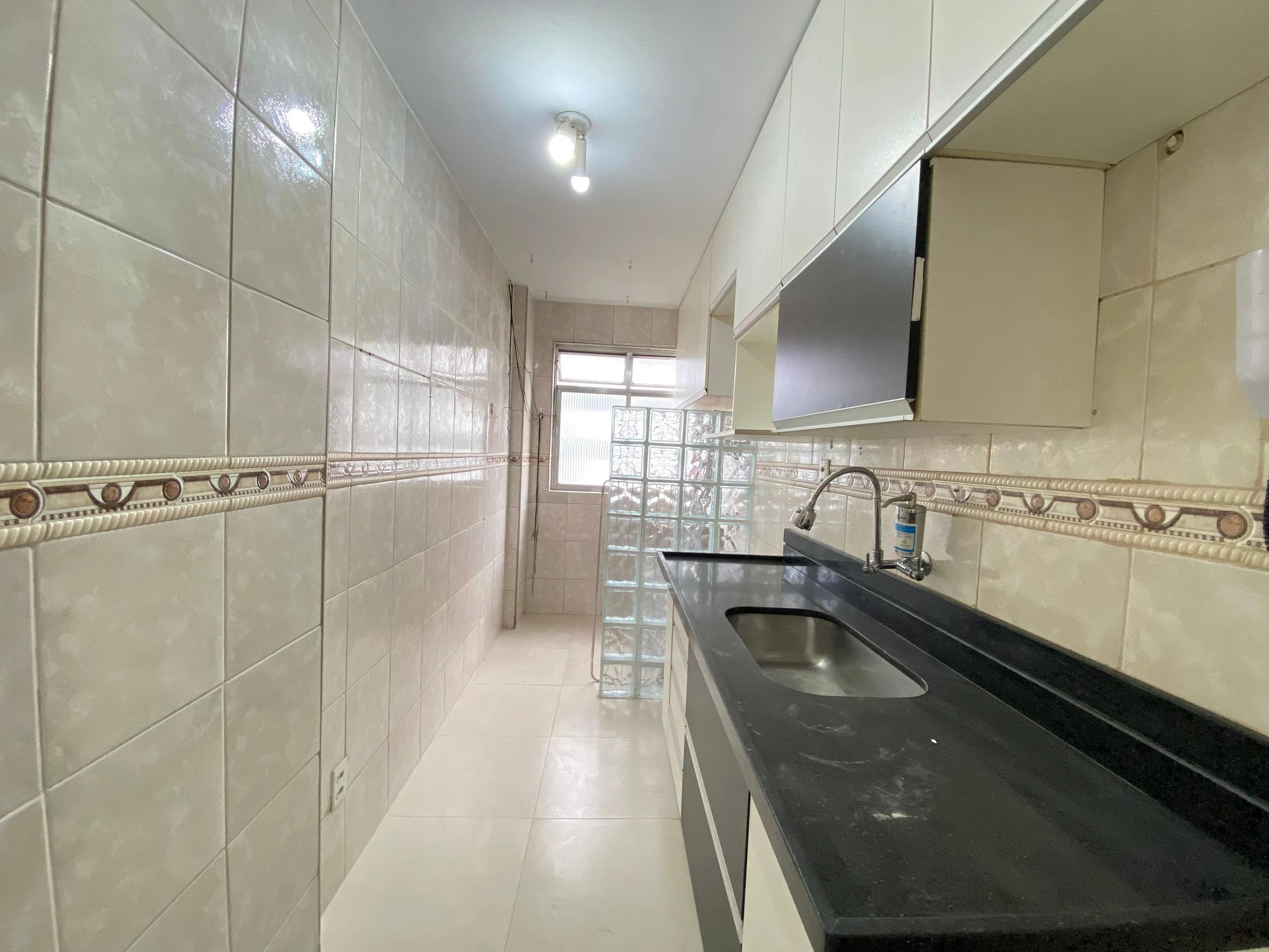 Rental apartment with a closed kitchen and 2 bedrooms — photo 27