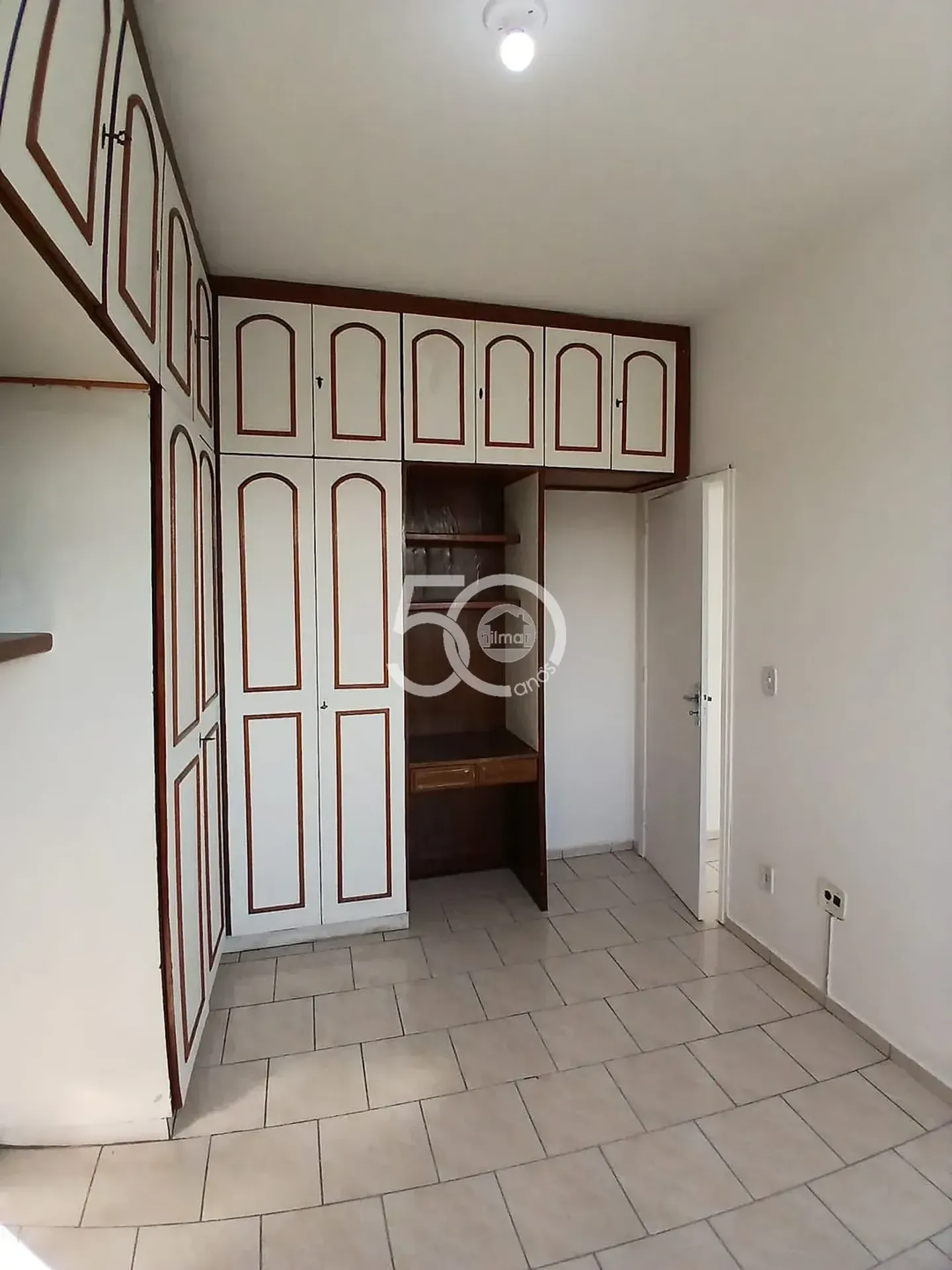 Unfurnished apartment with 2 bedrooms, 2 baths — photo 17