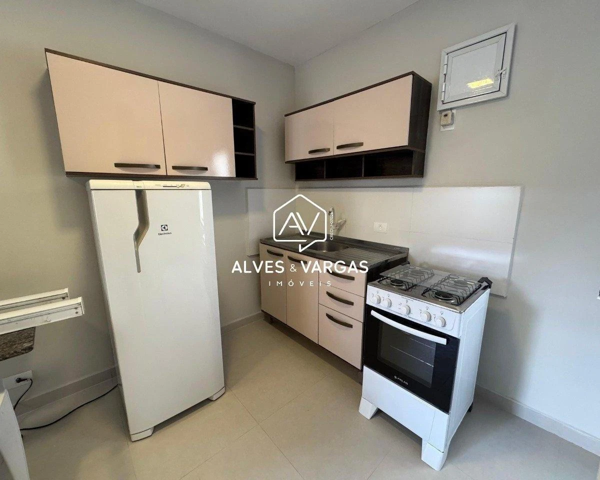 Furnished studio, 40 m² — photo 2
