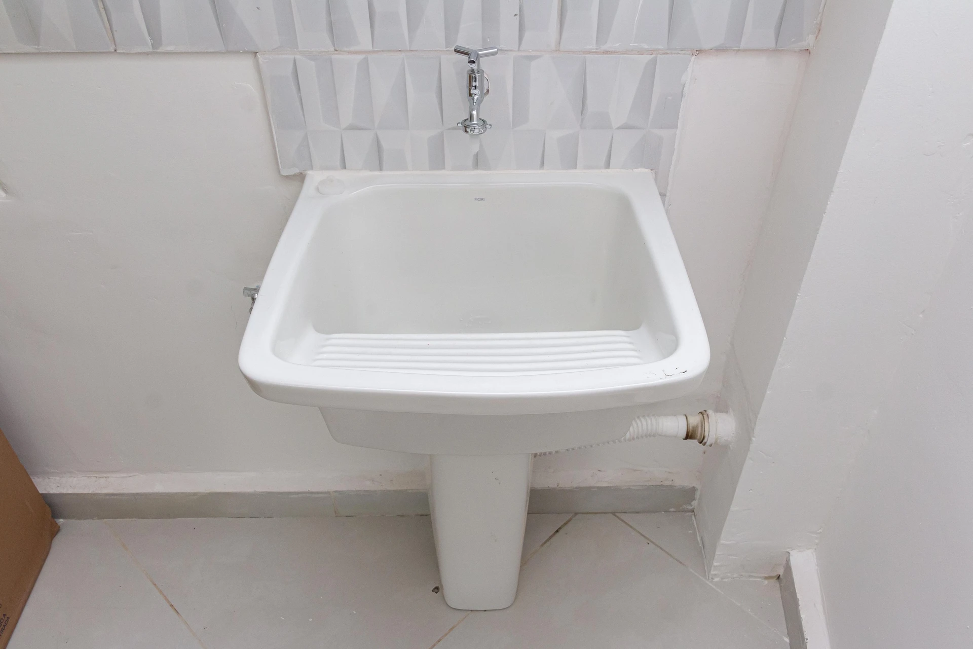 Estudio sin amueblar con 1 dormitorio y 1 baño — photo 25