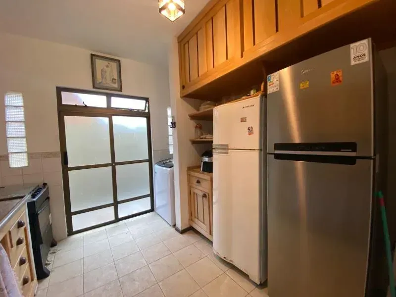 Меблированный дом 500 м² с 4 спальнями и 2 парковками — photo 6