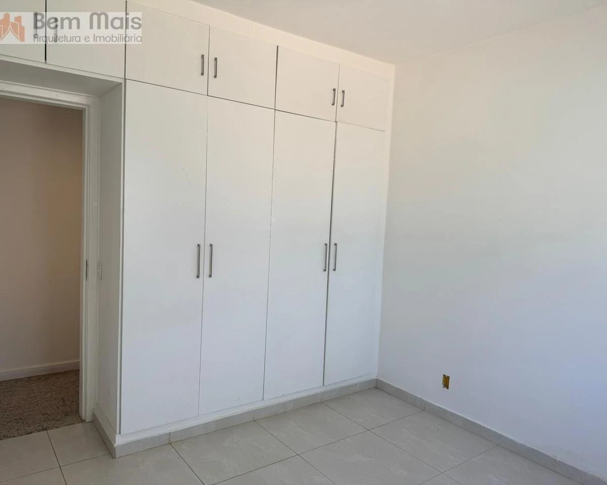 Casa sem mobília com ar-condicionado e 4 quartos — photo 24