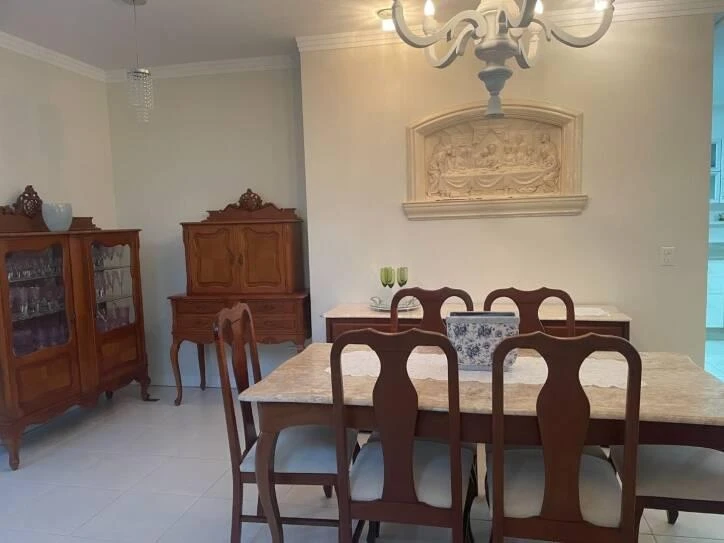 Ванна та 4 спальні: будинок 258 м² — photo 43