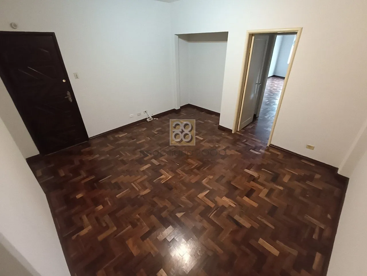 Apartment, 98 m², with wood or laminate floors — photo 9