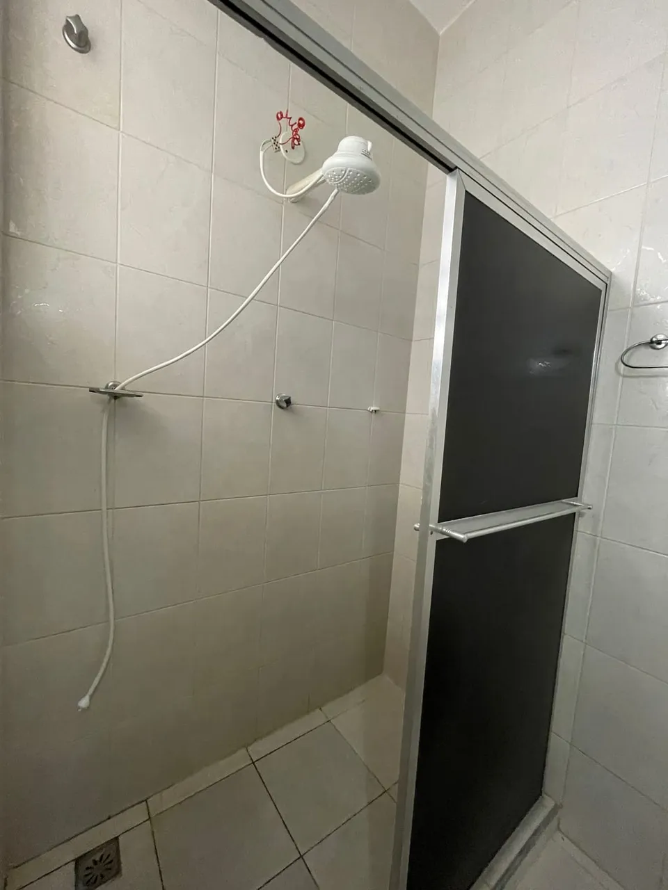 Rental house with 2 bedrooms and 1 bathroom, no parking — photo 9