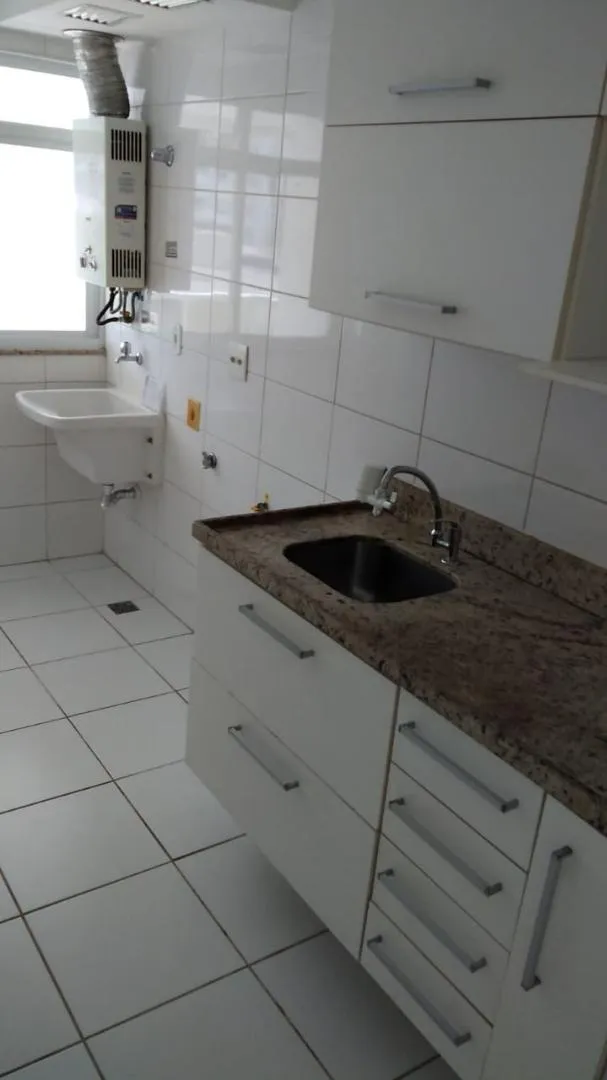 2-bedroom apartment with en-suite and private garden — photo 12