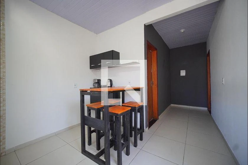 Apartamento amueblado de 1 dormitorio con jardín privado — photo 4