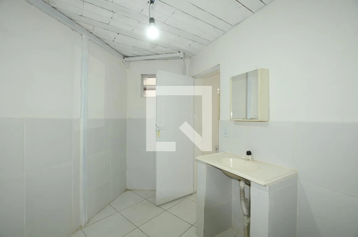 Квартира з 1 спальнею та 1 ванною без паркування — photo 15