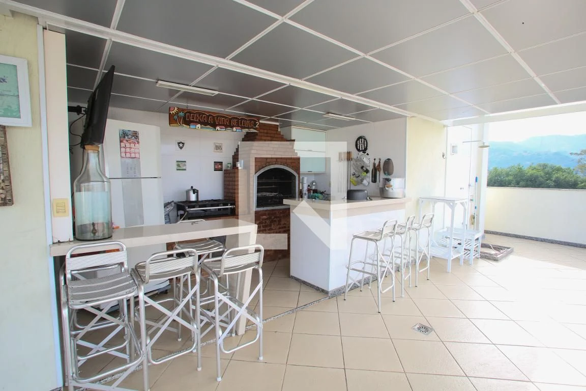 Furnished apartment with 3 bedrooms and a closed kitchen — photo 46