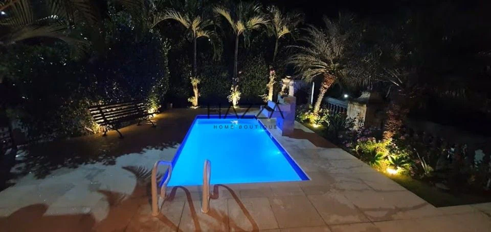 Unfurnished house with 4 bedrooms and 480 m² — photo 20