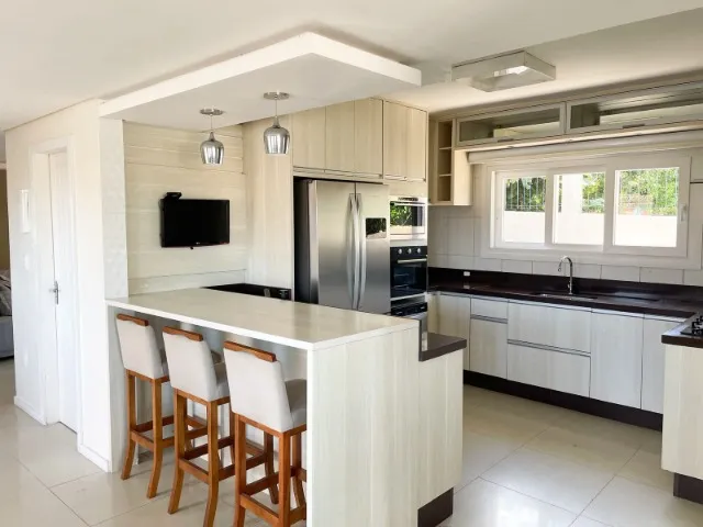 Casa de 4 quartos com varanda gourmet, Rio Tavares — photo 2