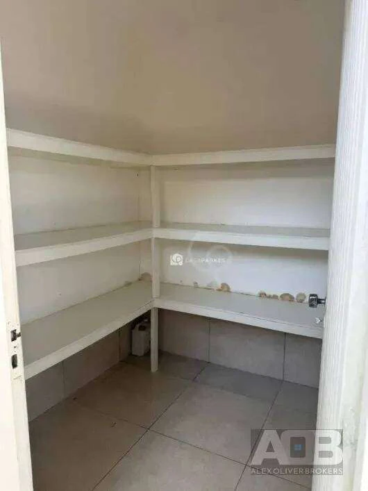 Casa de 3 quartos com 470 m² e fogão a gás — photo 18