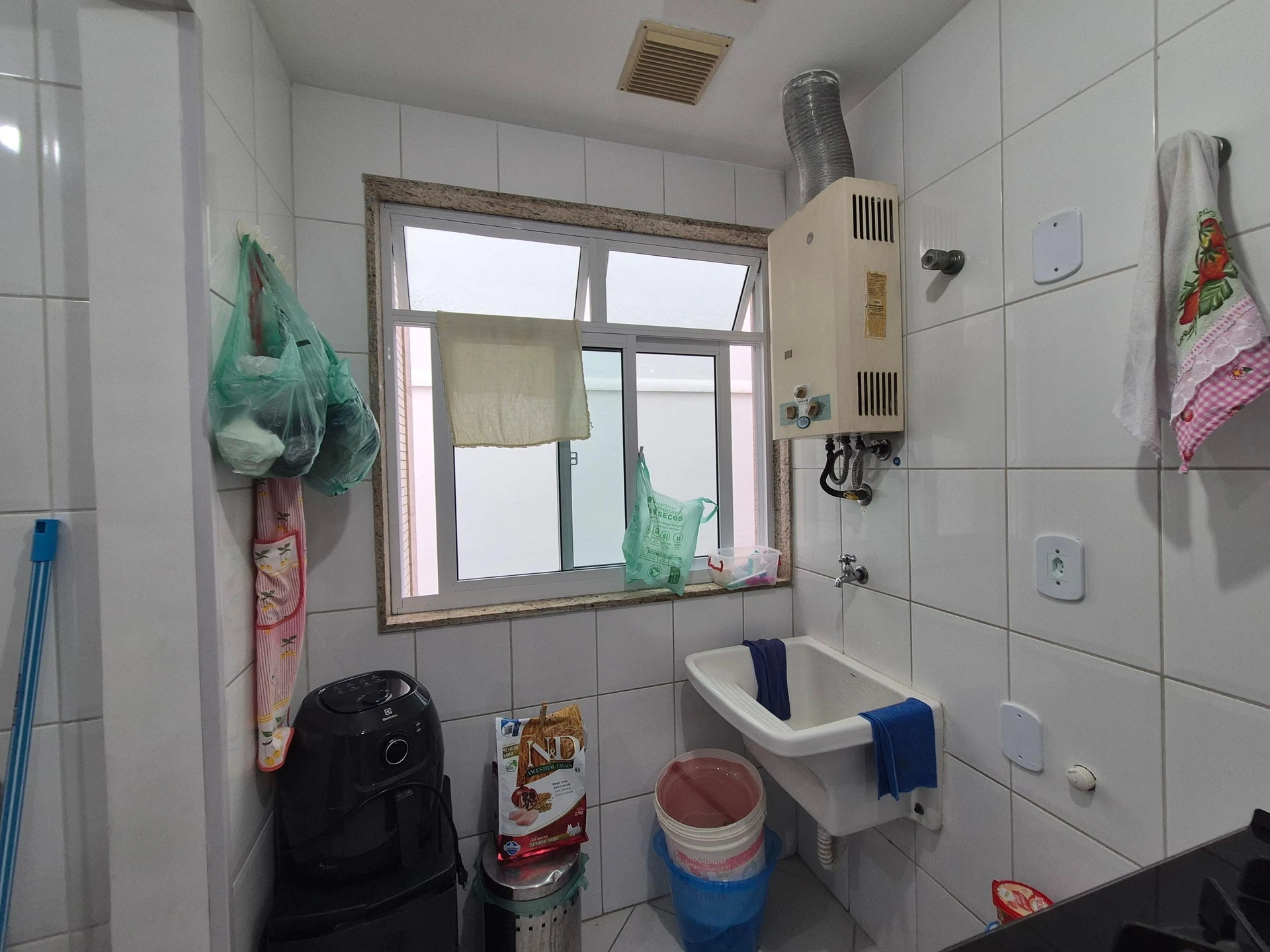 Furnished apartment, 78 m², with a washing machine — photo 11