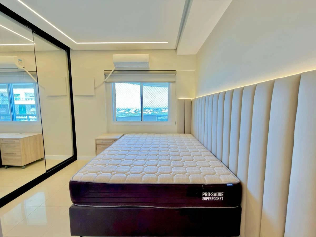 3-bedroom apartment in a building with a gym — photo 6