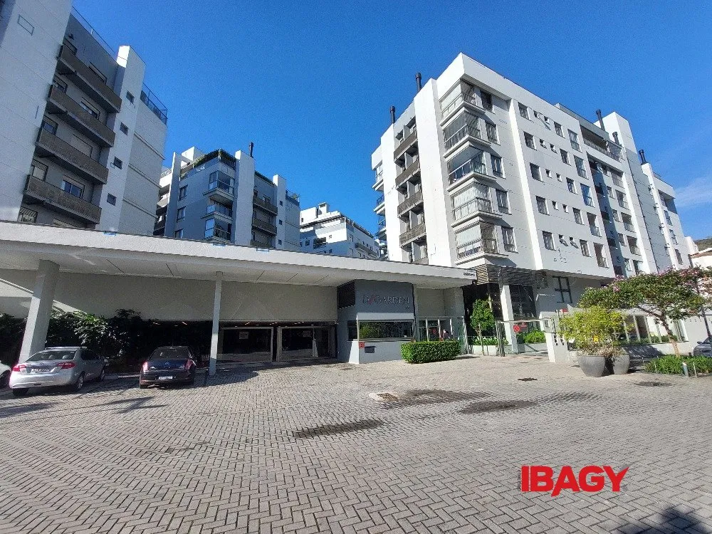 Apartamento de 2 dormitorios con balcón y parrilla — photo 13