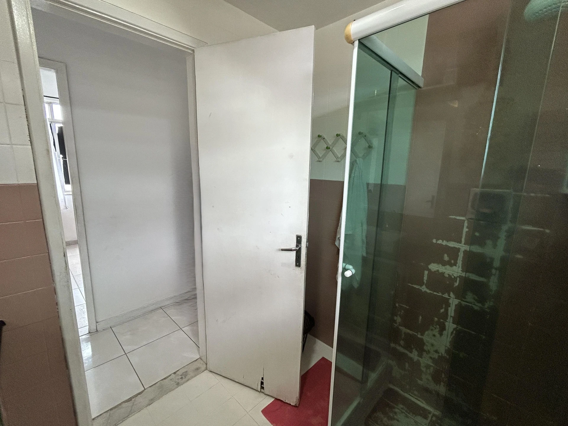Washing machine in a 3-bedroom apartment, 130 m² — photo 38