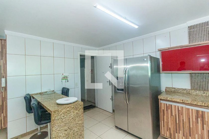 Rooftop apartment with 4 bedrooms and 450 m² — photo 43