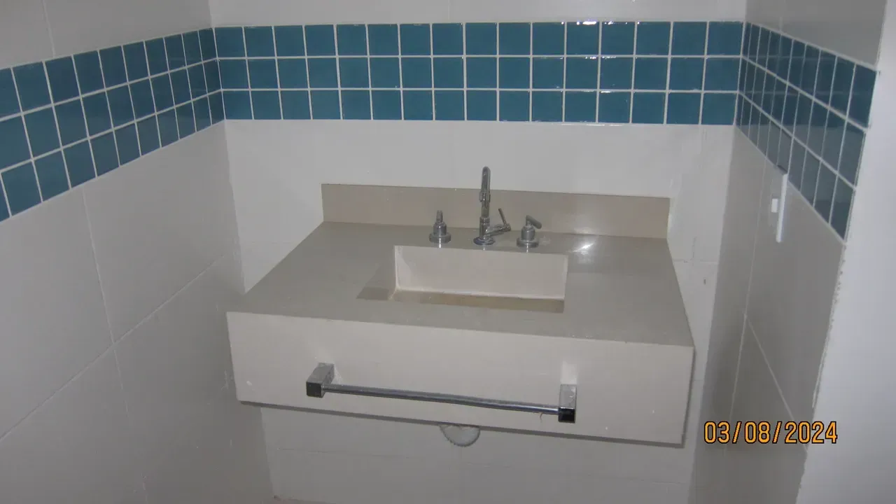 Refurbished 20 m² studio with 1 bathroom and AC — photo 5