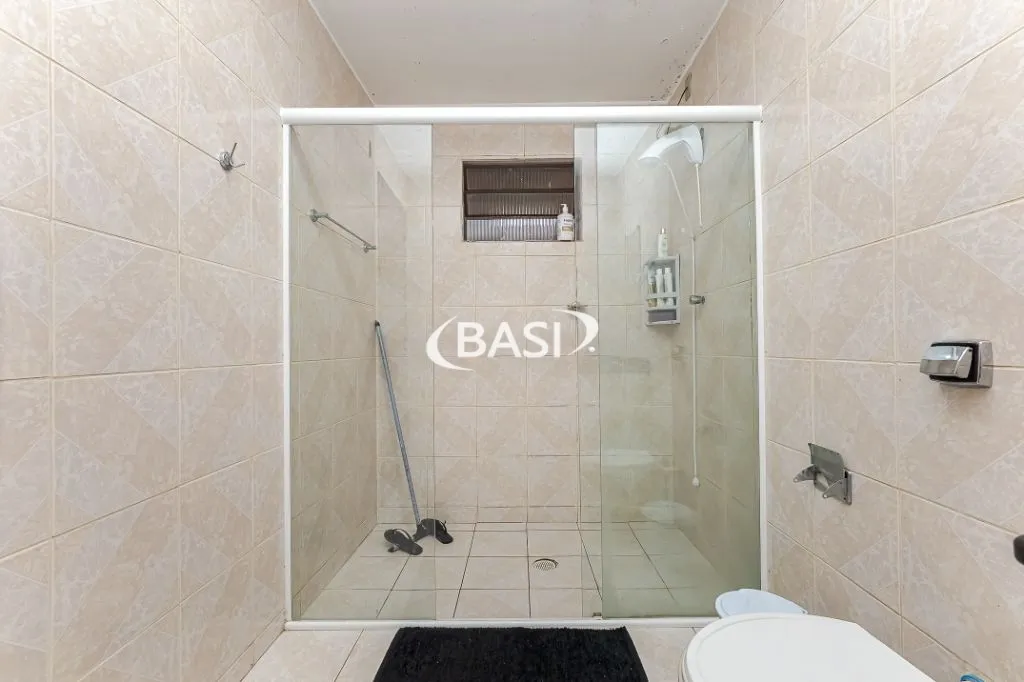 3-bedroom house with a washing machine in Curitiba — photo 13