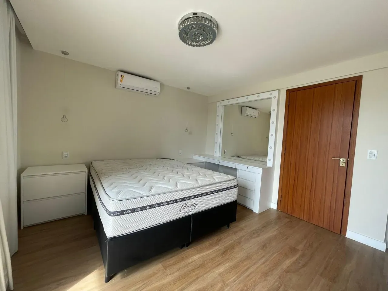 Apartamento mobiliado com 270 m² e 6 suítes — photo 29