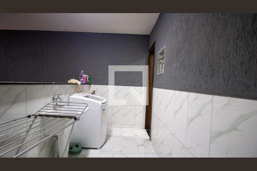 Furnished rental house with 250 m² and 2 bedrooms — photo 15