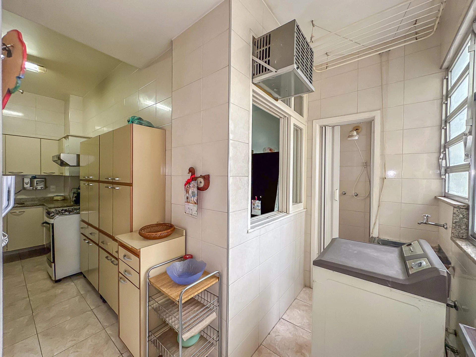 Apartamento mobiliado com 2 quartos e 1 banheiro — photo 34
