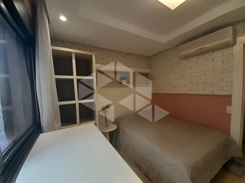 Apartamento amueblado de 144 m² con 3 dormitorios y suite — photo 45