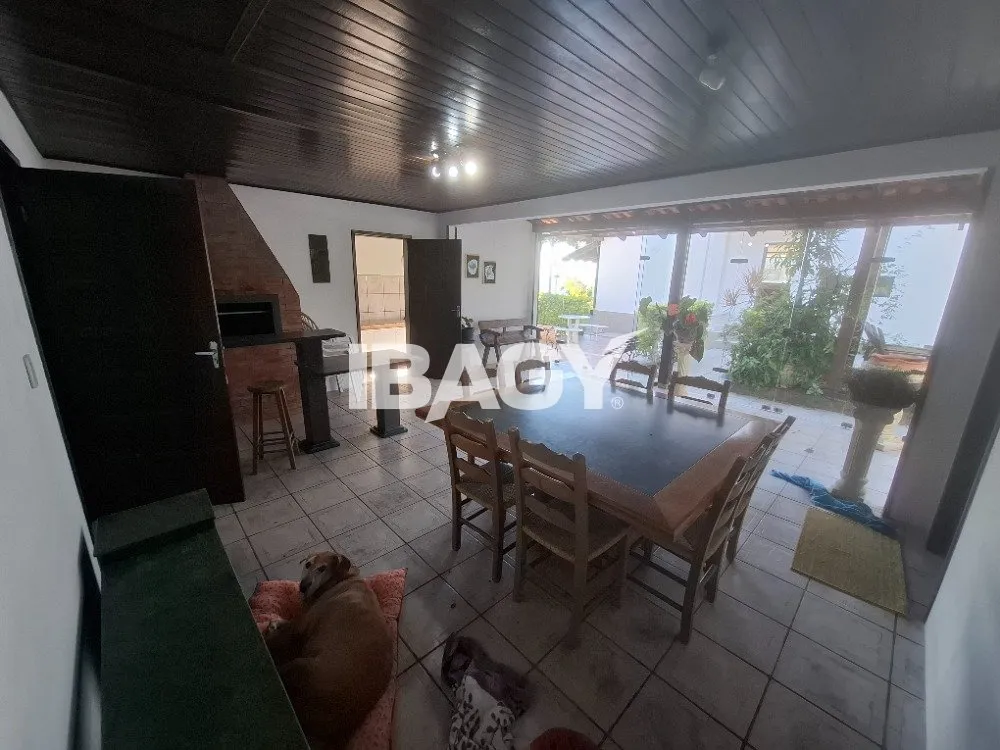 Furnished house with 5 bedrooms, 2 suites and 2 parking — photo 33