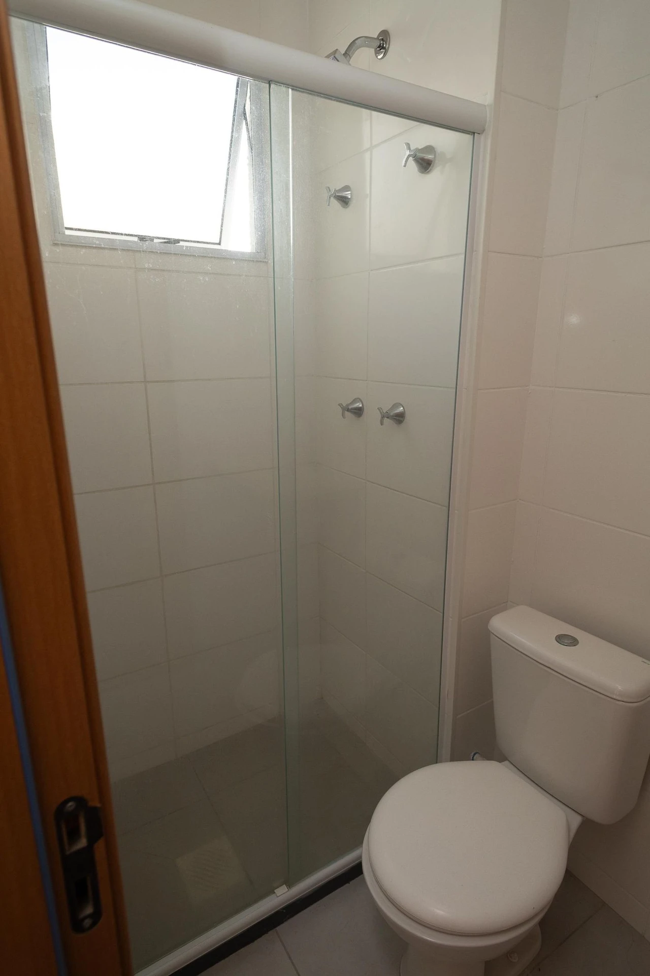 2-bedroom apartment with 1 bath and parking; pets ok — photo 13