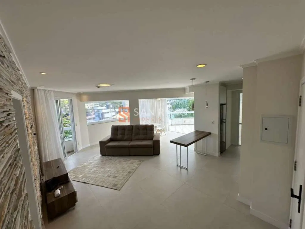 Furnished 2-bedroom apartment with glassed balcony — photo 5
