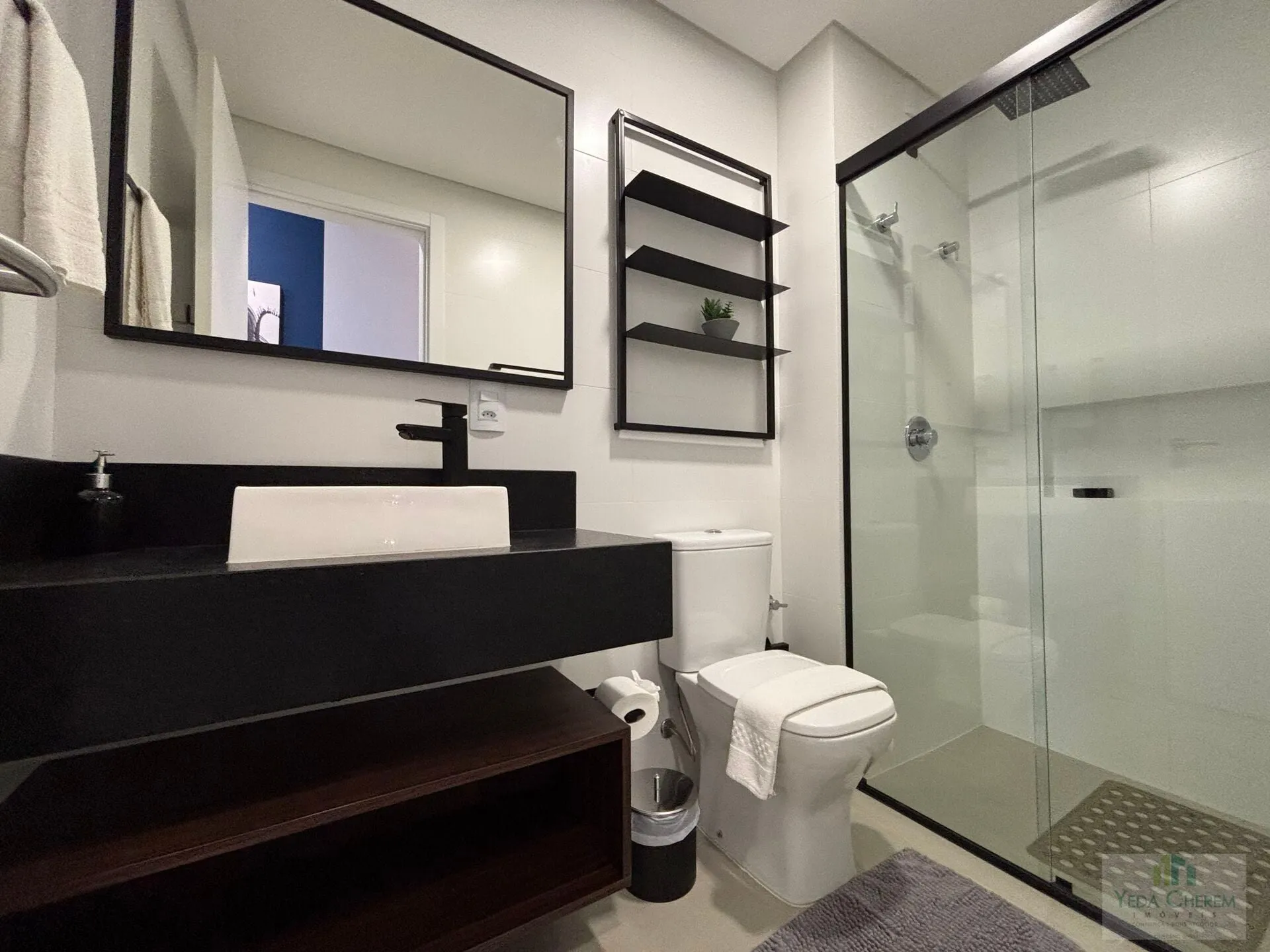 One-bedroom apartment with a home office — photo 14