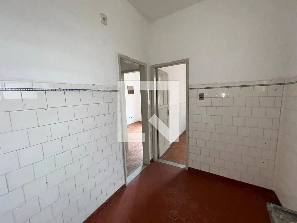 House, 40 m², with wood or laminate floors — photo 8