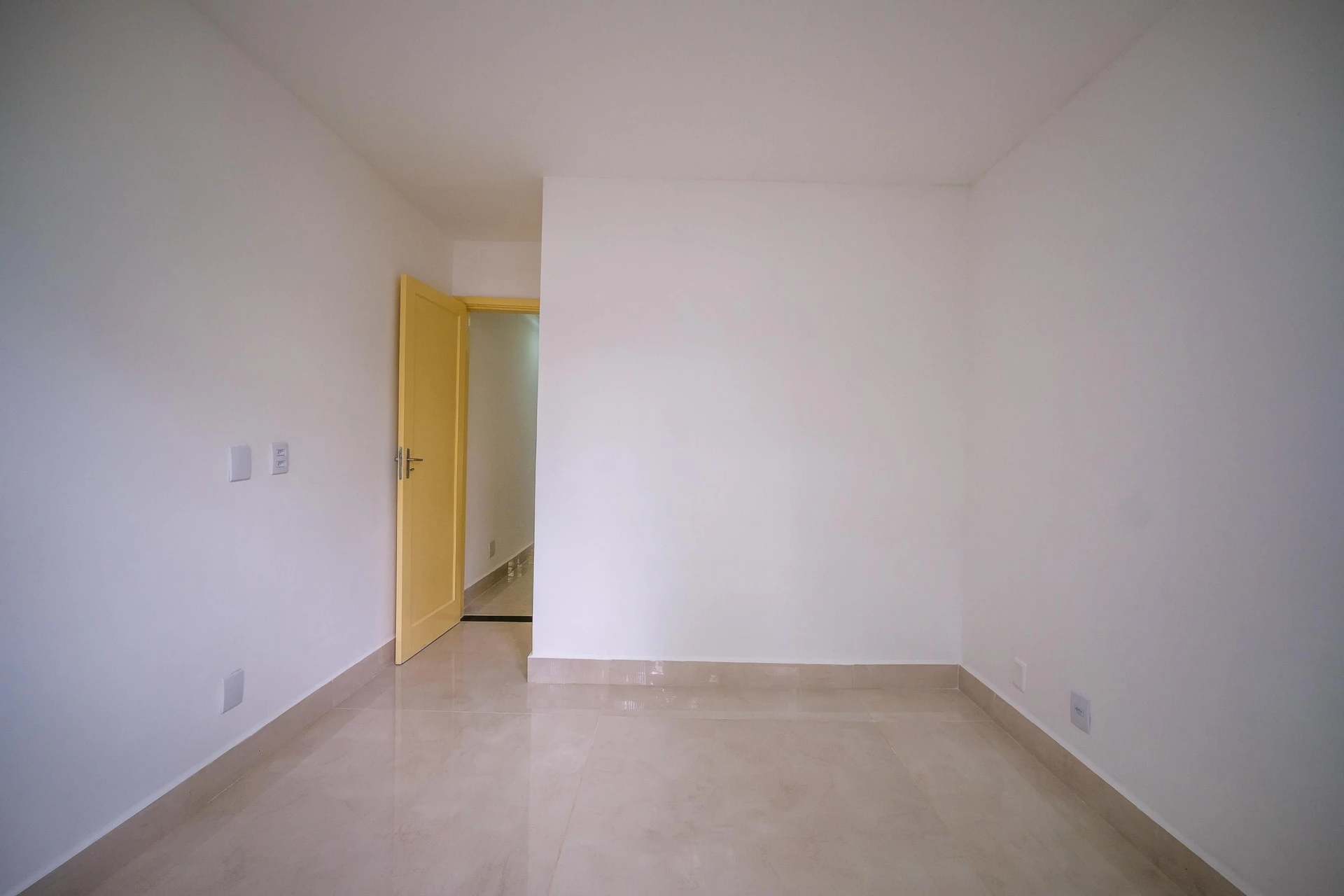 2-bedroom apartment with 1 parking space and private garden — photo 27