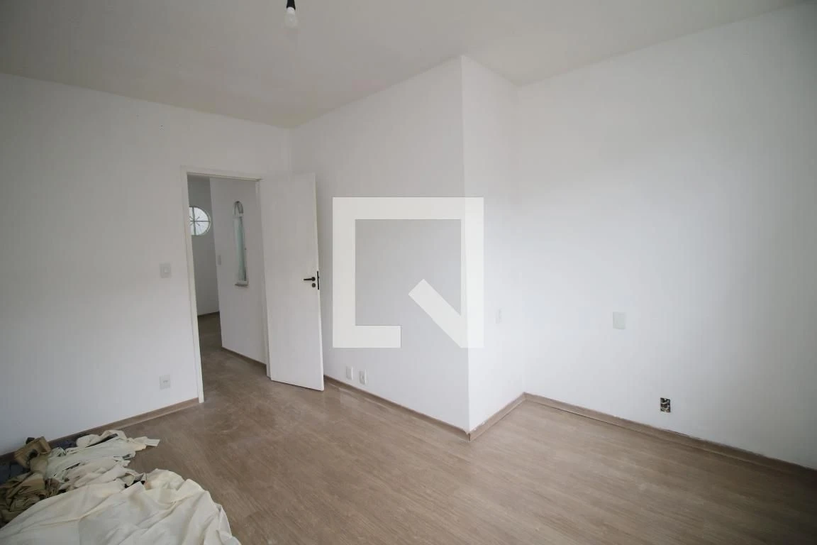 Дерев'яна підлога або ламінат та 2 спальні: будинок 85 м² — photo 14