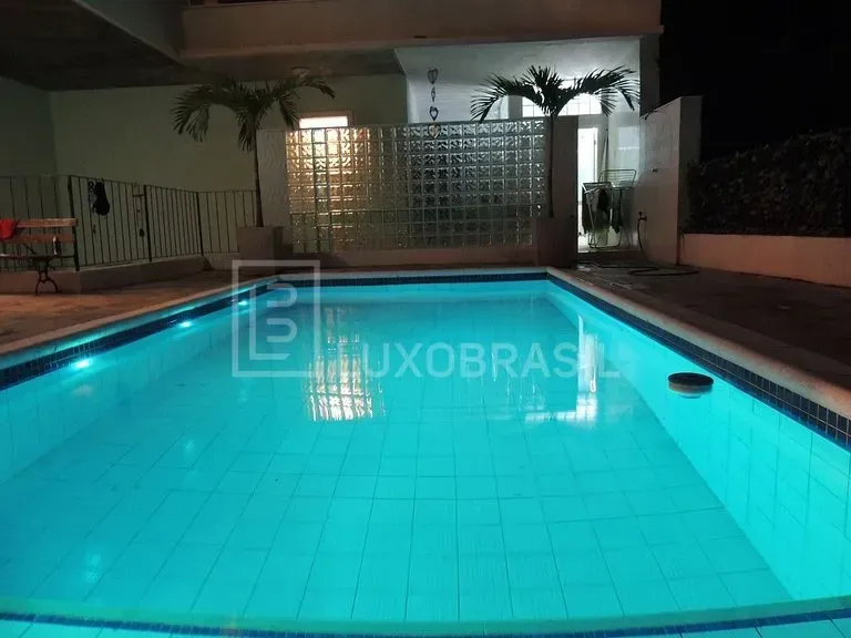 Furnished house with 4 bedrooms and 600 m² — photo 10