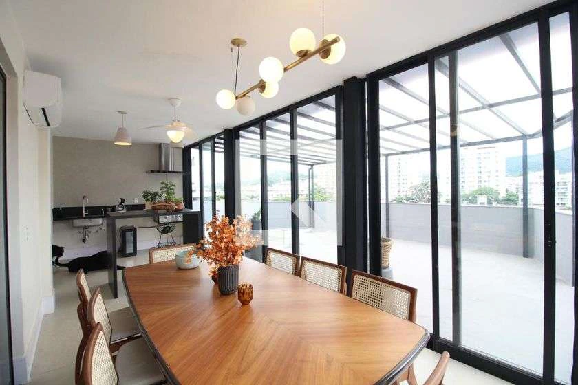 Rental penthouse with 4 bedrooms and terrace — photo 7