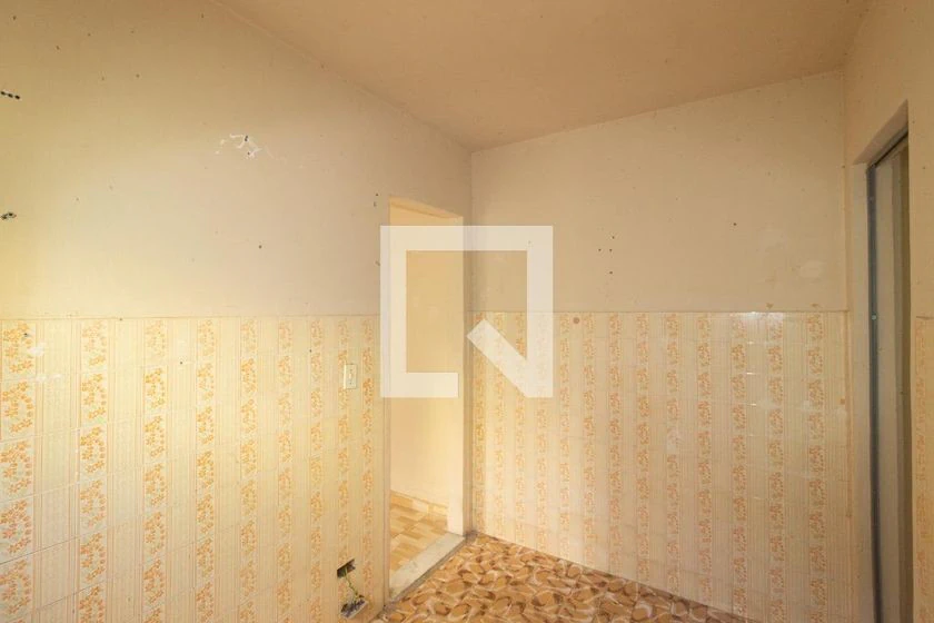 Casa con 2 dormitorios, 1 baño y zona de lavado — photo 8
