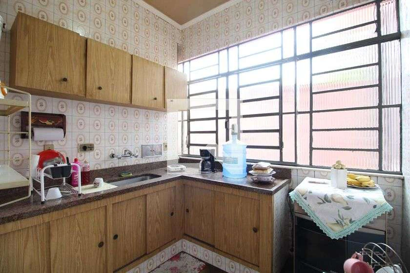 255 m² house with 3 bedrooms and a private garden — photo 30