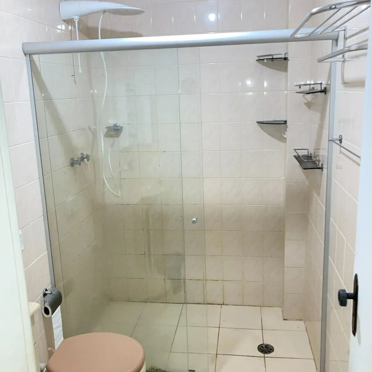 58 m² rental apartment with 1 bedroom and 2 bathrooms — photo 4