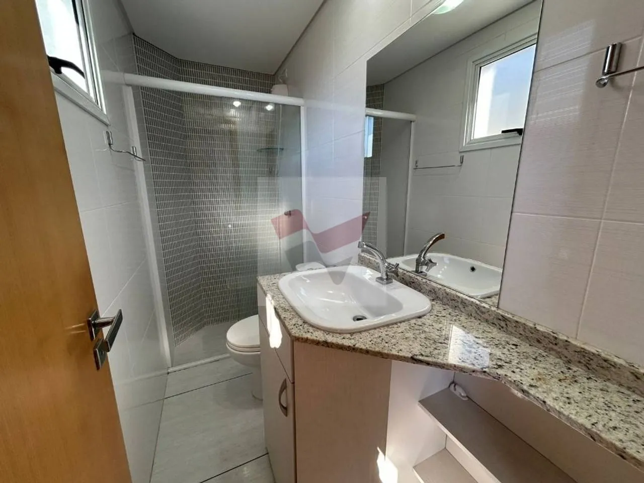 41 m² studio with a washing machine and a home office — photo 11