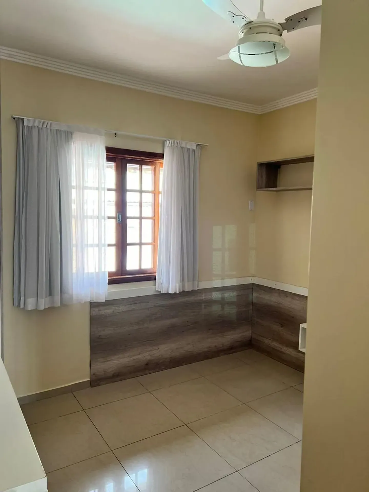 100 m² house with a private pool and a grill on the balcony — photo 17