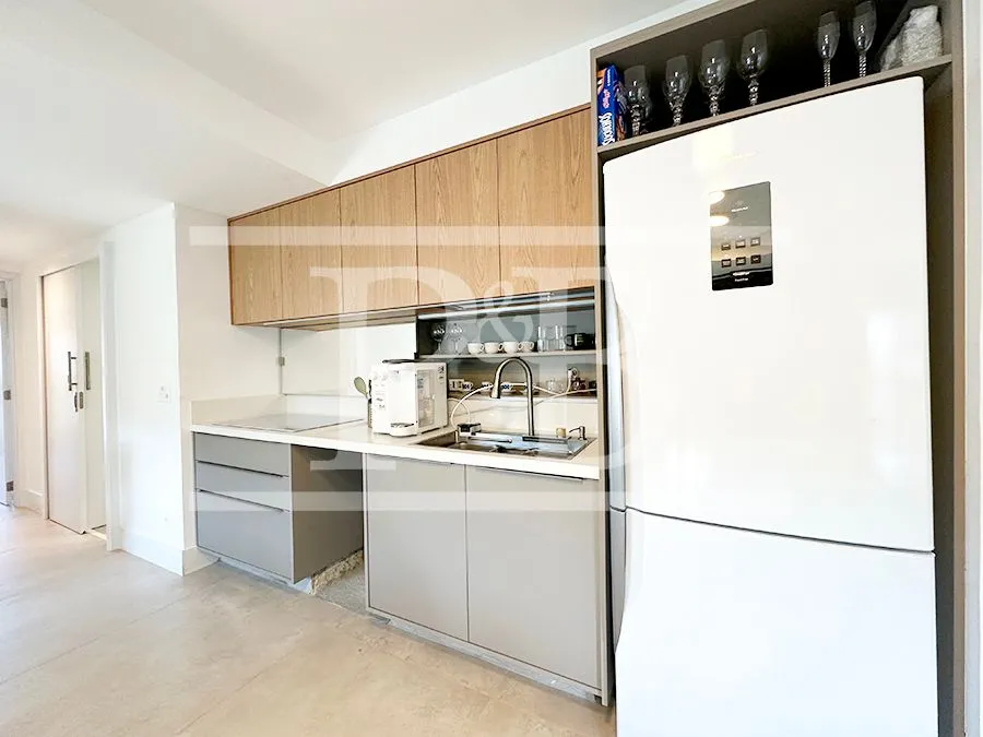 Furnished 2-bedroom apartment with enclosed balcony — photo 20