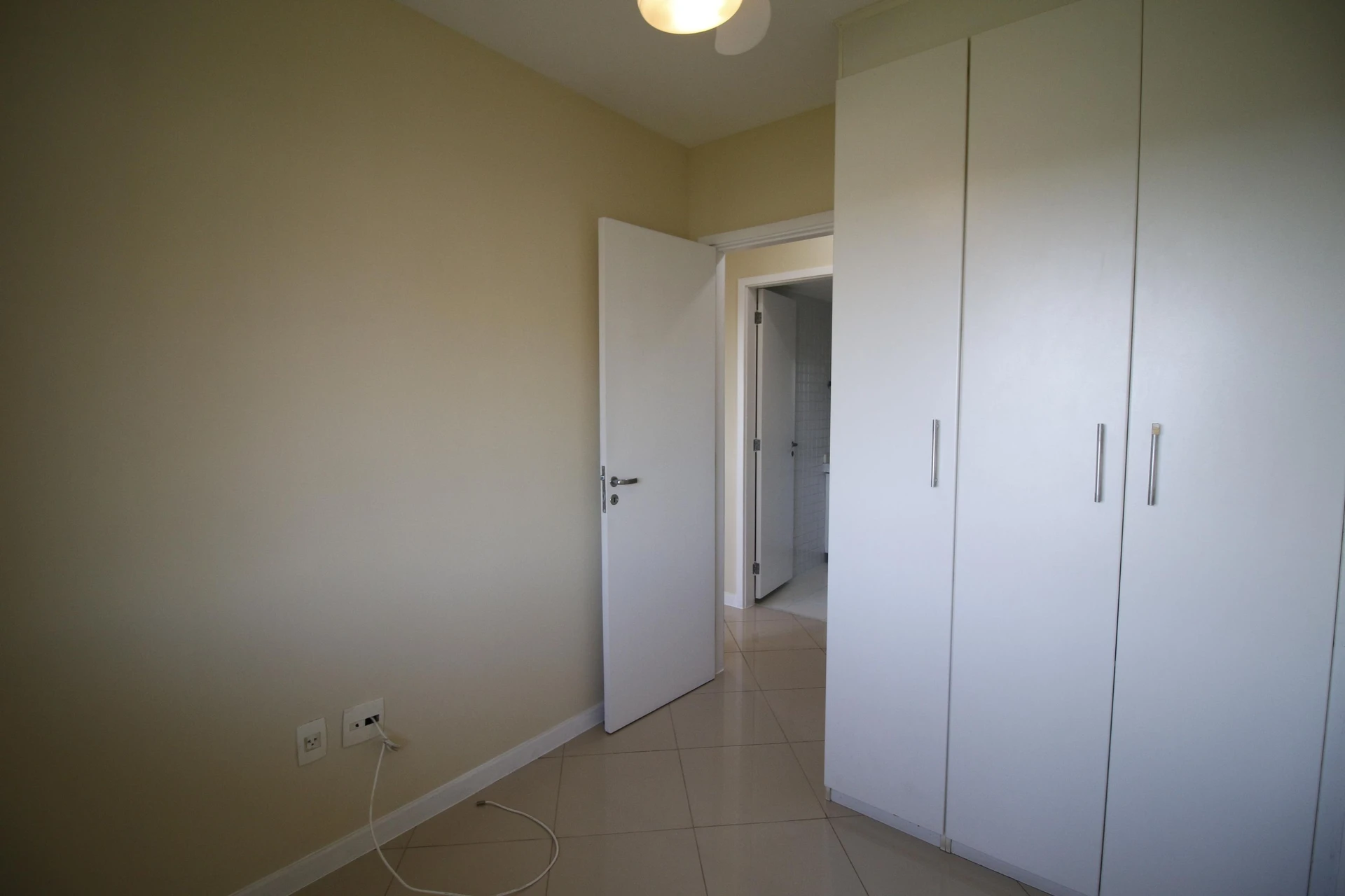 Робоче місце та 3 спальні: квартира 102 м² — photo 23