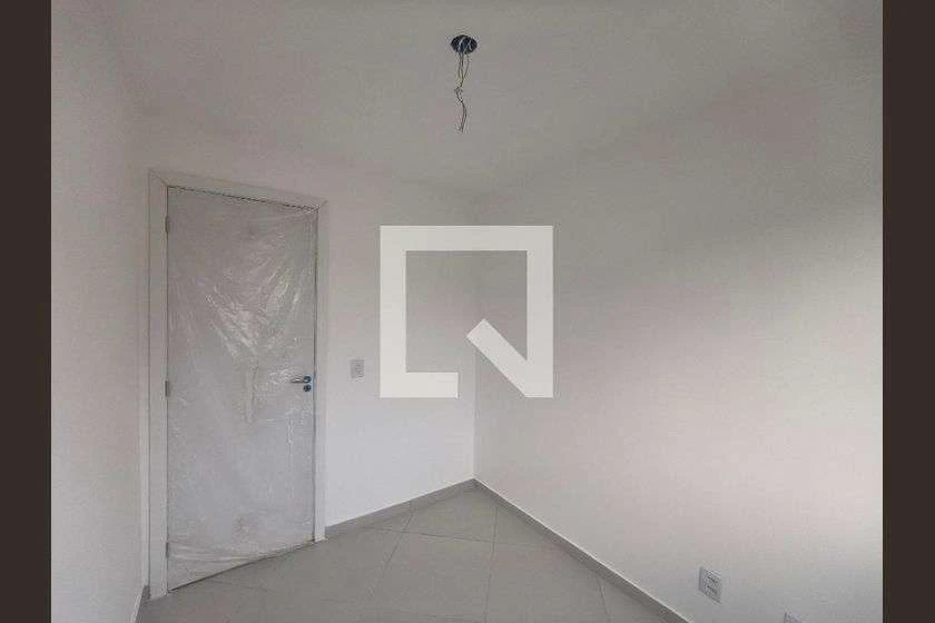 Apartamento de 2 dormitorios con cocina separada y balcón — photo 24